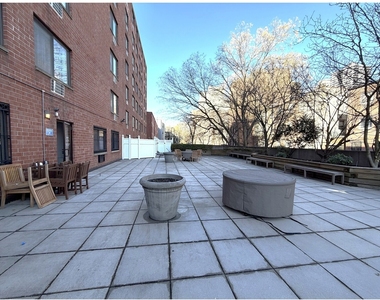 333 E 119th Street - Photo Thumbnail 8
