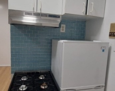 146 Sullivan Street - Photo Thumbnail 4