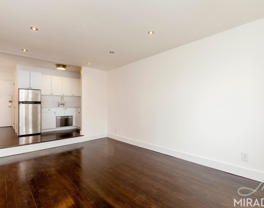 255 W 14th Street - Photo Thumbnail 1