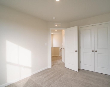 1350 Red Clover Lane - Photo Thumbnail 29