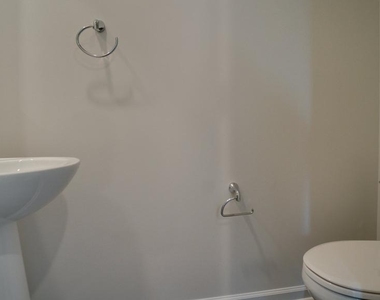 1350 Red Clover Lane - Photo Thumbnail 5