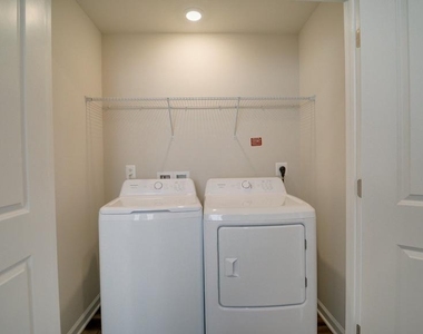 1350 Red Clover Lane - Photo Thumbnail 25