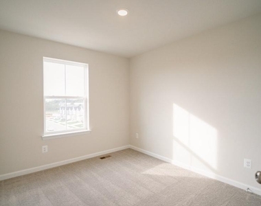 1350 Red Clover Lane - Photo Thumbnail 26