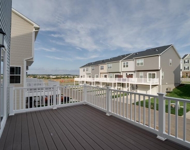 1350 Red Clover Lane - Photo Thumbnail 16