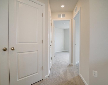 1350 Red Clover Lane - Photo Thumbnail 24