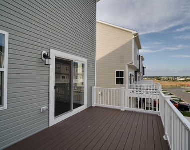 1350 Red Clover Lane - Photo Thumbnail 15