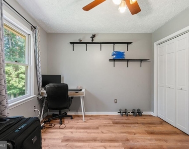 127 Pilgrim Cove - Photo Thumbnail 27