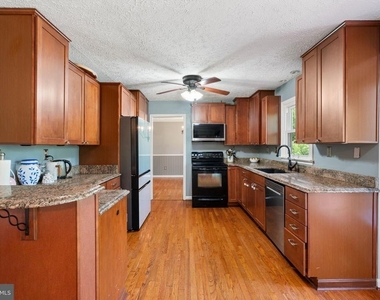 127 Pilgrim Cove - Photo Thumbnail 7