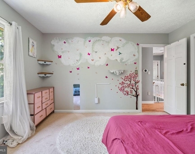 127 Pilgrim Cove - Photo Thumbnail 17