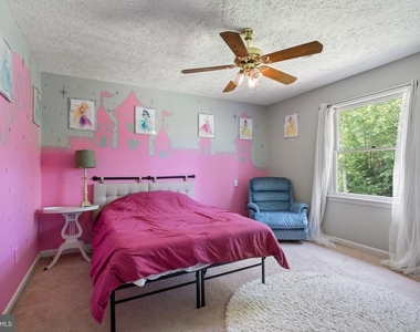 127 Pilgrim Cove - Photo Thumbnail 16