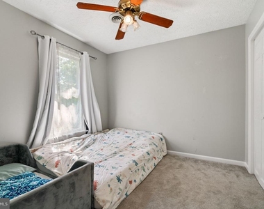 127 Pilgrim Cove - Photo Thumbnail 18