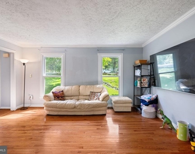 127 Pilgrim Cove - Photo Thumbnail 6