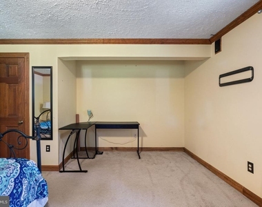127 Pilgrim Cove - Photo Thumbnail 32