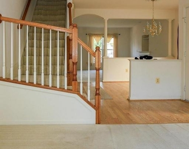 14574 Crown Hollow Court - Photo Thumbnail 3