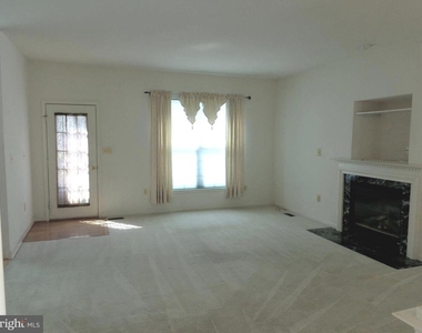 14574 Crown Hollow Court - Photo Thumbnail 1