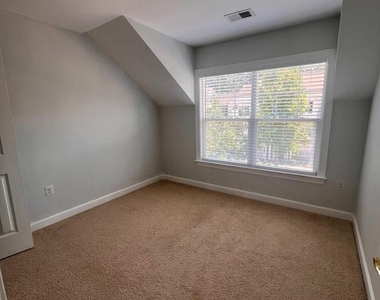 8234 Glade Bank Drive - Photo Thumbnail 16