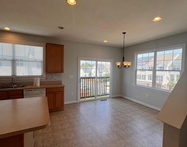 8234 Glade Bank Drive - Photo Thumbnail 7