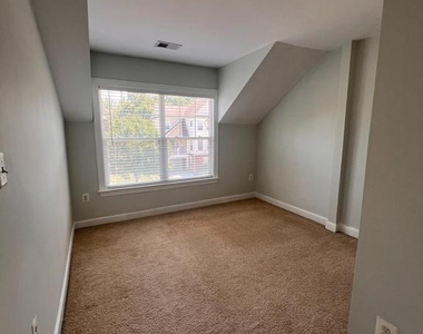 8234 Glade Bank Drive - Photo Thumbnail 15