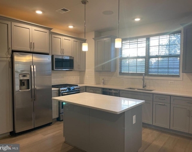 23255 Milltown Knoll Square - Photo Thumbnail 2