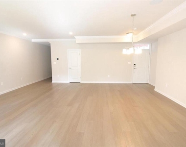 23255 Milltown Knoll Square - Photo Thumbnail 20