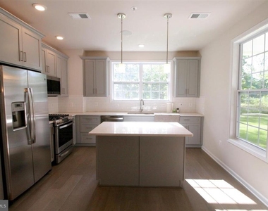 23255 Milltown Knoll Square - Photo Thumbnail 18