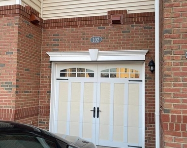 23255 Milltown Knoll Square - Photo Thumbnail 1