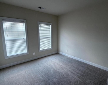 42755 Puller Terrace - Photo Thumbnail 15