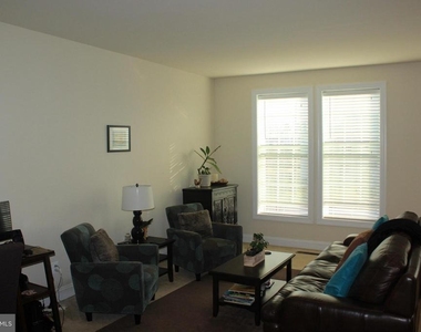 42755 Puller Terrace - Photo Thumbnail 10