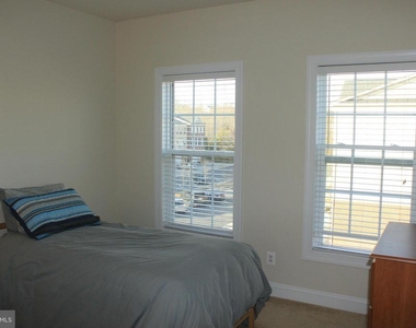 42755 Puller Terrace - Photo Thumbnail 17