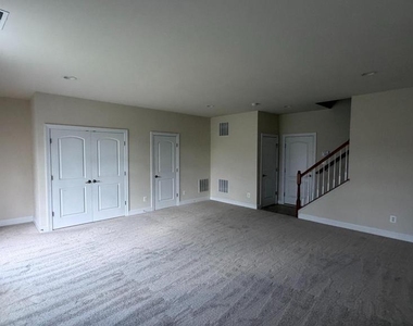 42755 Puller Terrace - Photo Thumbnail 3