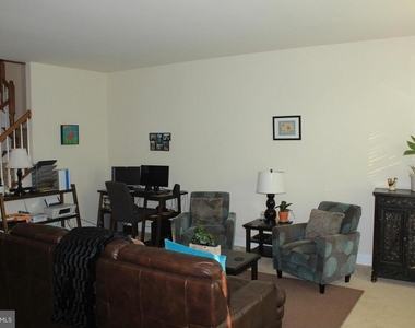 42755 Puller Terrace - Photo Thumbnail 11
