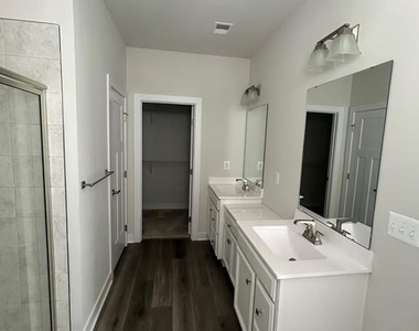 24161 Pissarro Drive - Photo Thumbnail 16