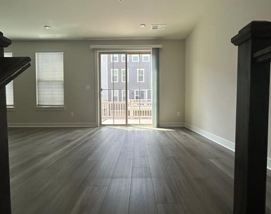 24161 Pissarro Drive - Photo Thumbnail 6