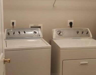 13563 Davinci Lane - Photo Thumbnail 9