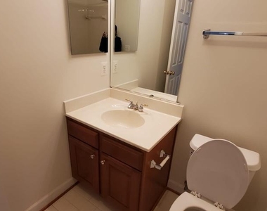 13520 Davinci Lane - Photo Thumbnail 16