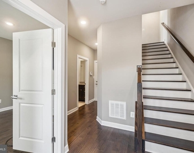 13212 Woodland Park Road - Photo Thumbnail 2