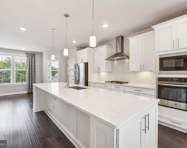 13212 Woodland Park Road - Photo Thumbnail 6