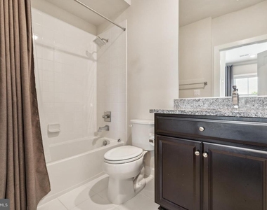 13212 Woodland Park Road - Photo Thumbnail 23