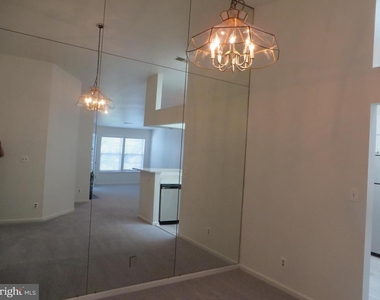 7513 Ashby Lane - Photo Thumbnail 11