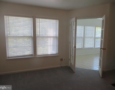 7513 Ashby Lane - Photo Thumbnail 13