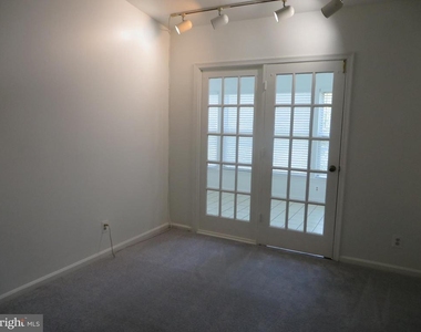 7513 Ashby Lane - Photo Thumbnail 16