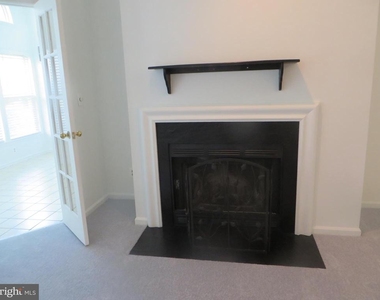 7513 Ashby Lane - Photo Thumbnail 3