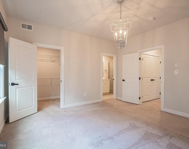 13001 Hattontown Square - Photo Thumbnail 28