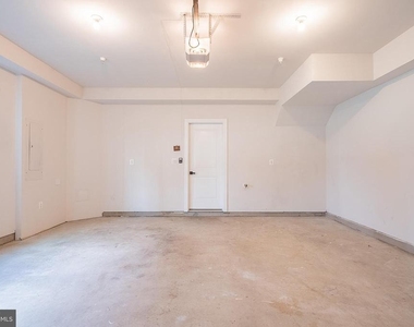 13001 Hattontown Square - Photo Thumbnail 45