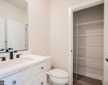 13001 Hattontown Square - Photo Thumbnail 14