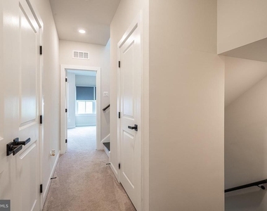 13001 Hattontown Square - Photo Thumbnail 26