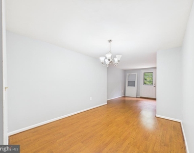 5971 Clerkenwell Court - Photo Thumbnail 13