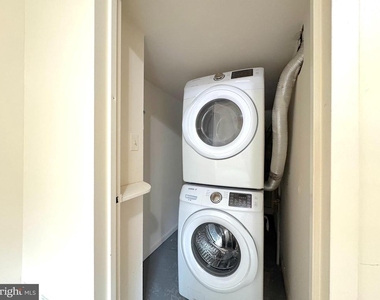 4645 Logsdon Drive - Photo Thumbnail 4