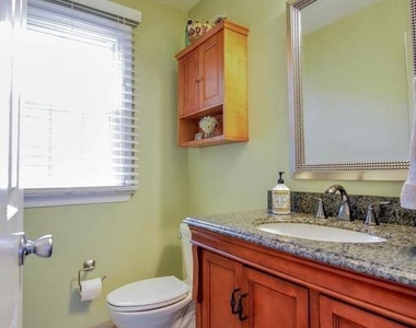 13527 Point Pleasant Drive - Photo Thumbnail 16
