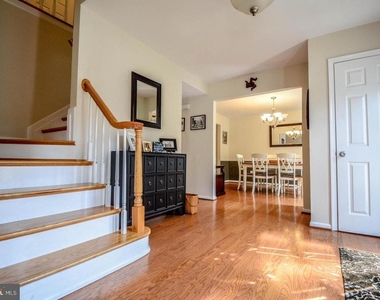 13527 Point Pleasant Drive - Photo Thumbnail 2